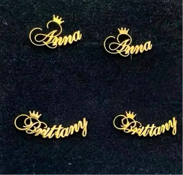 18k Gold Custom Name Stud Earrings With Crown