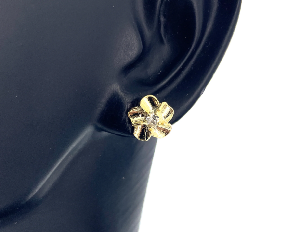 18K Gold Flower Stud Earrings