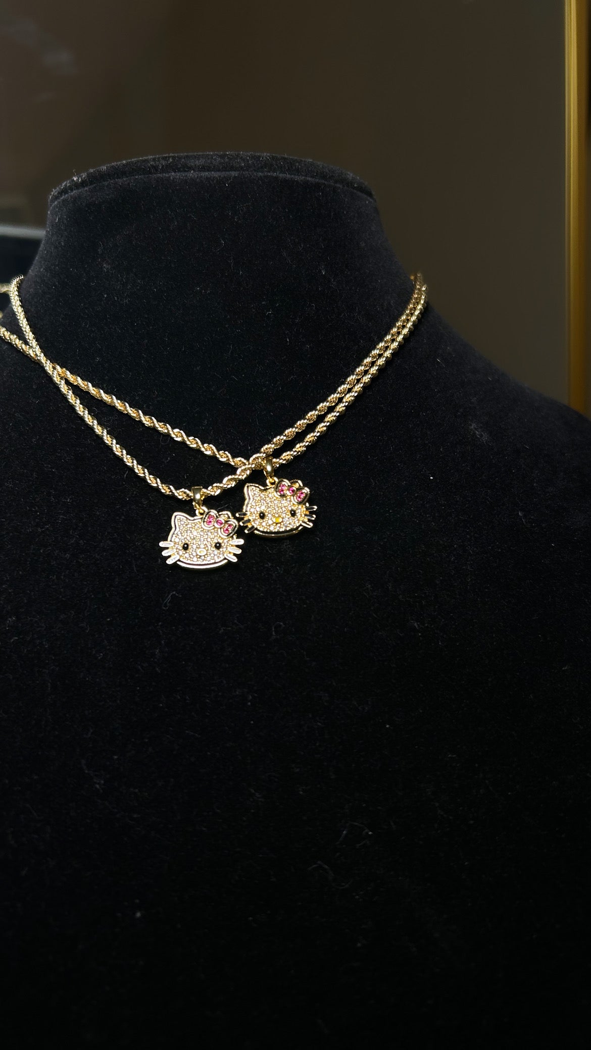 Blinged Mini Cat Face Pendant & Chain