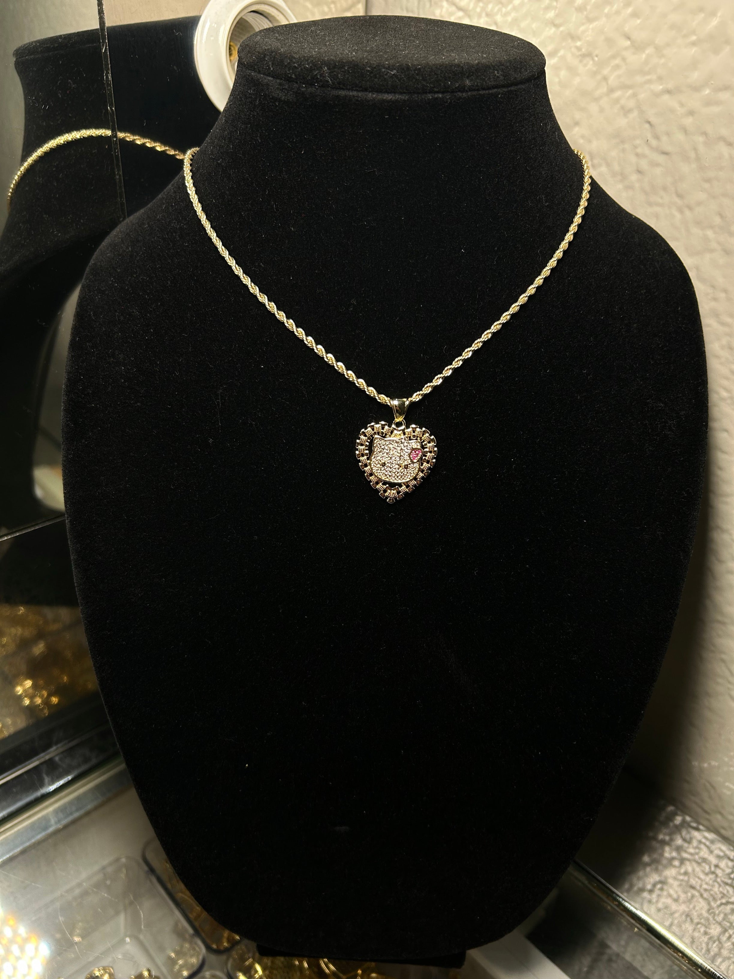 Blinged Cat Face Pendant & Chain