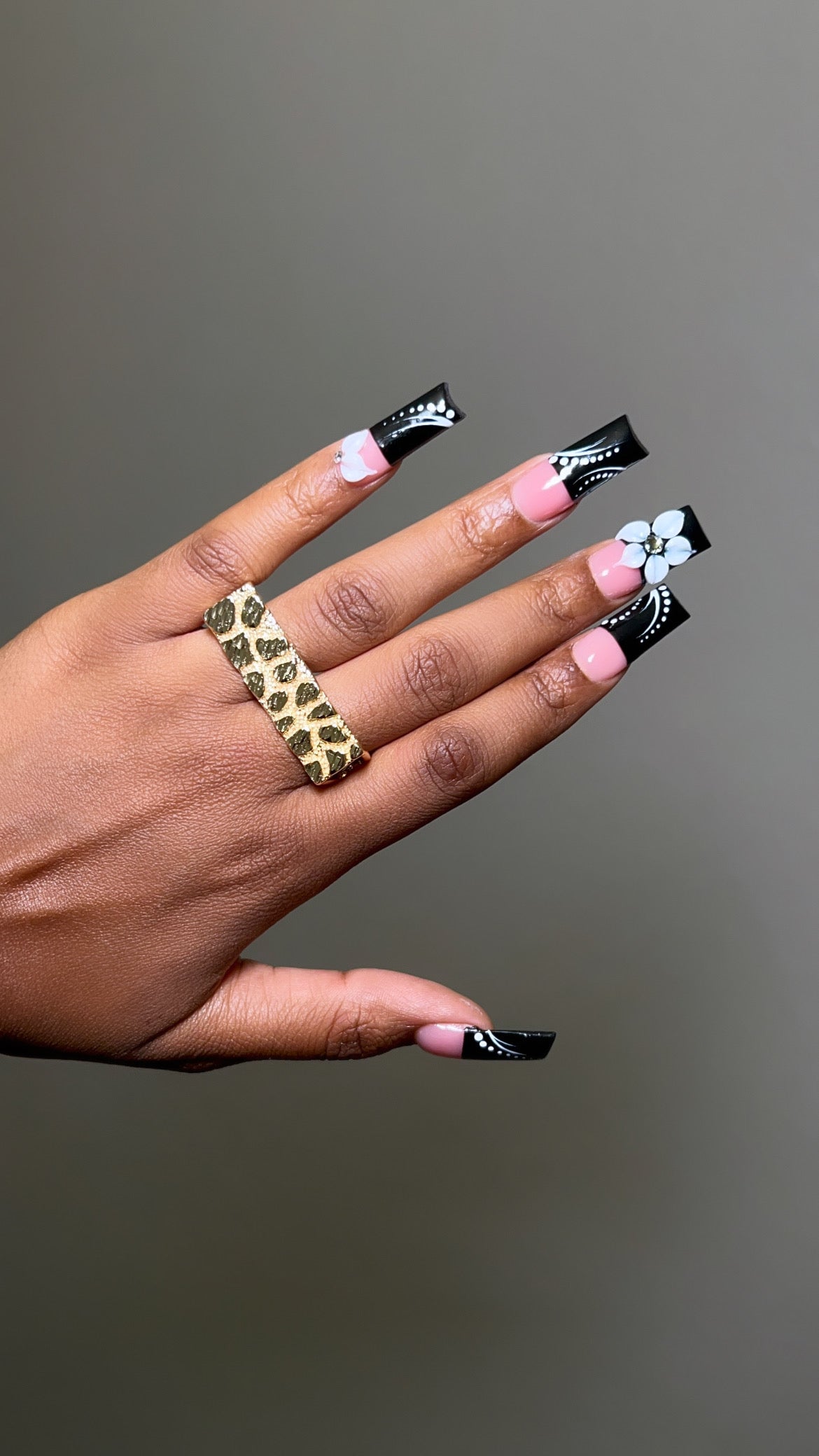 Nugget two finger ring