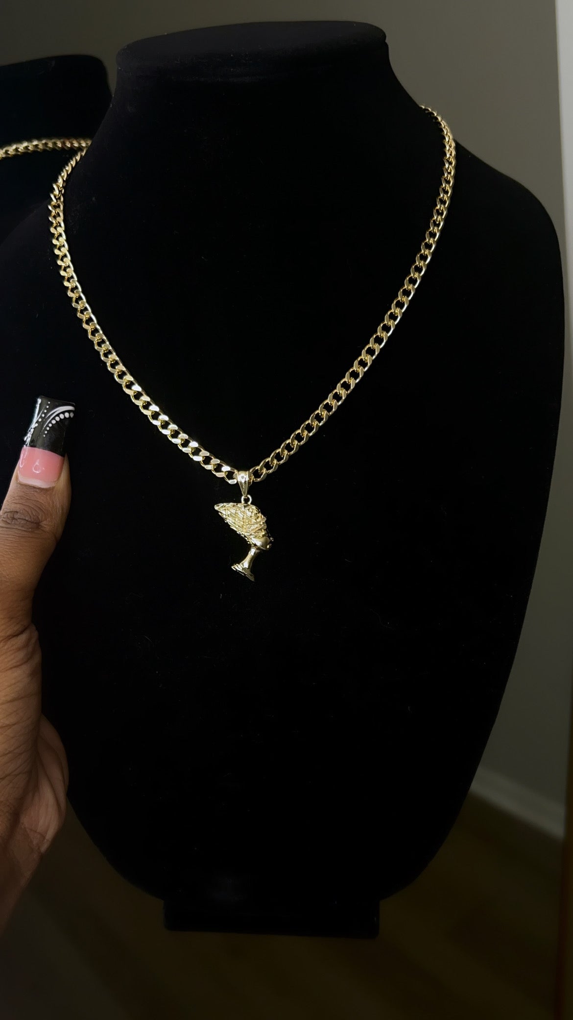 Goddess Pendant & Chain