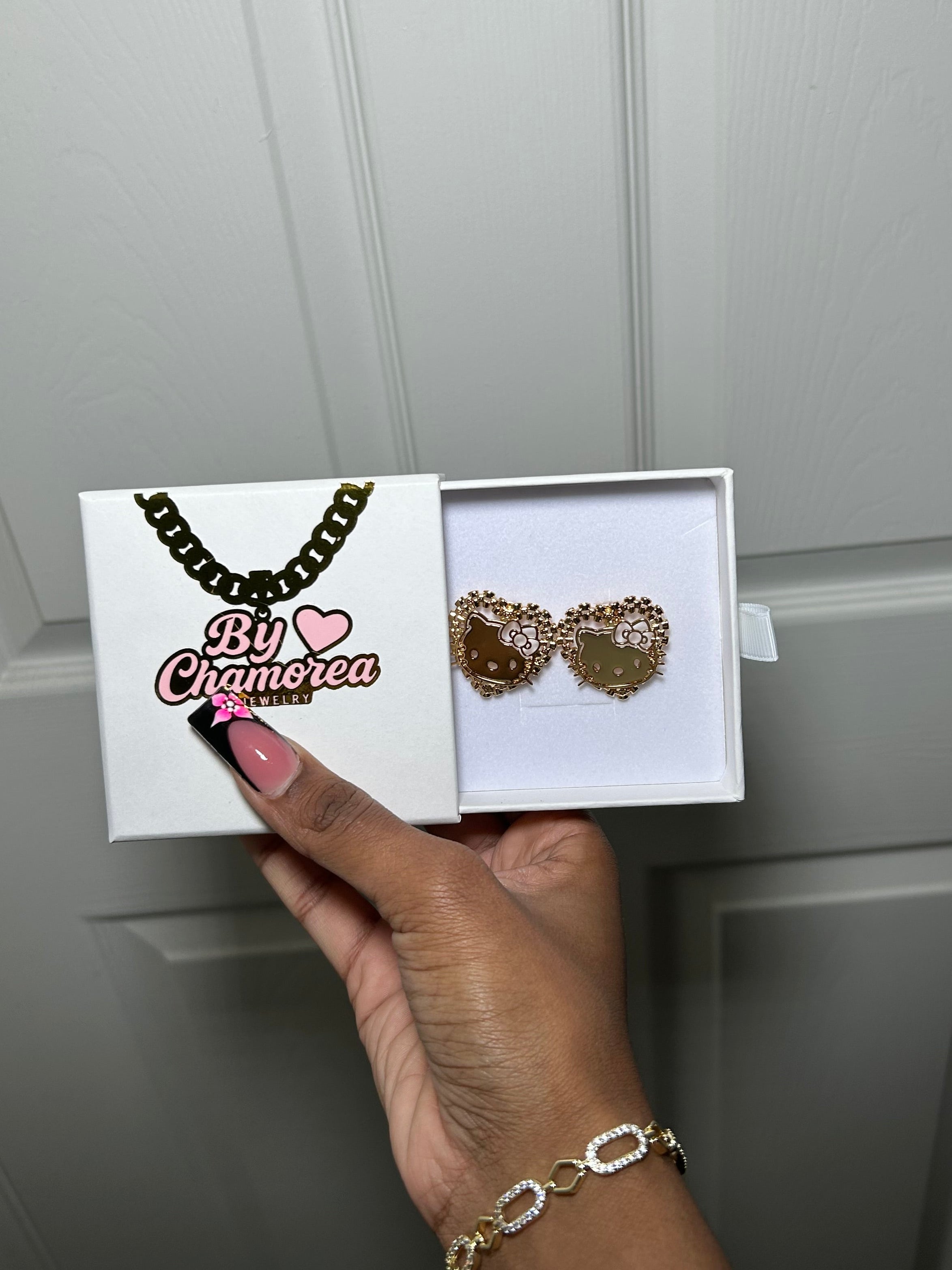 Hk Rolex Heart Stud Earrings