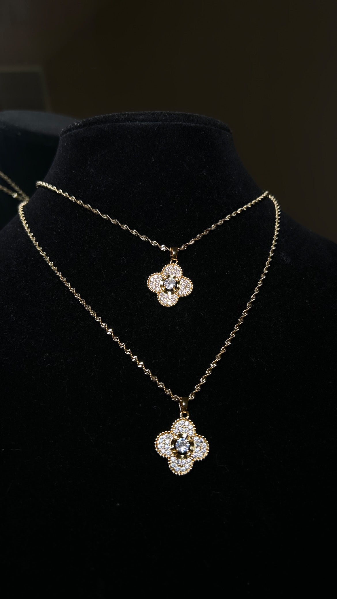 Clover Leaf With CZ Stone Pendant & Chain
