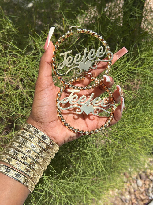 18K Gold Custom Name Rope Twist Hoops With Closed Heart