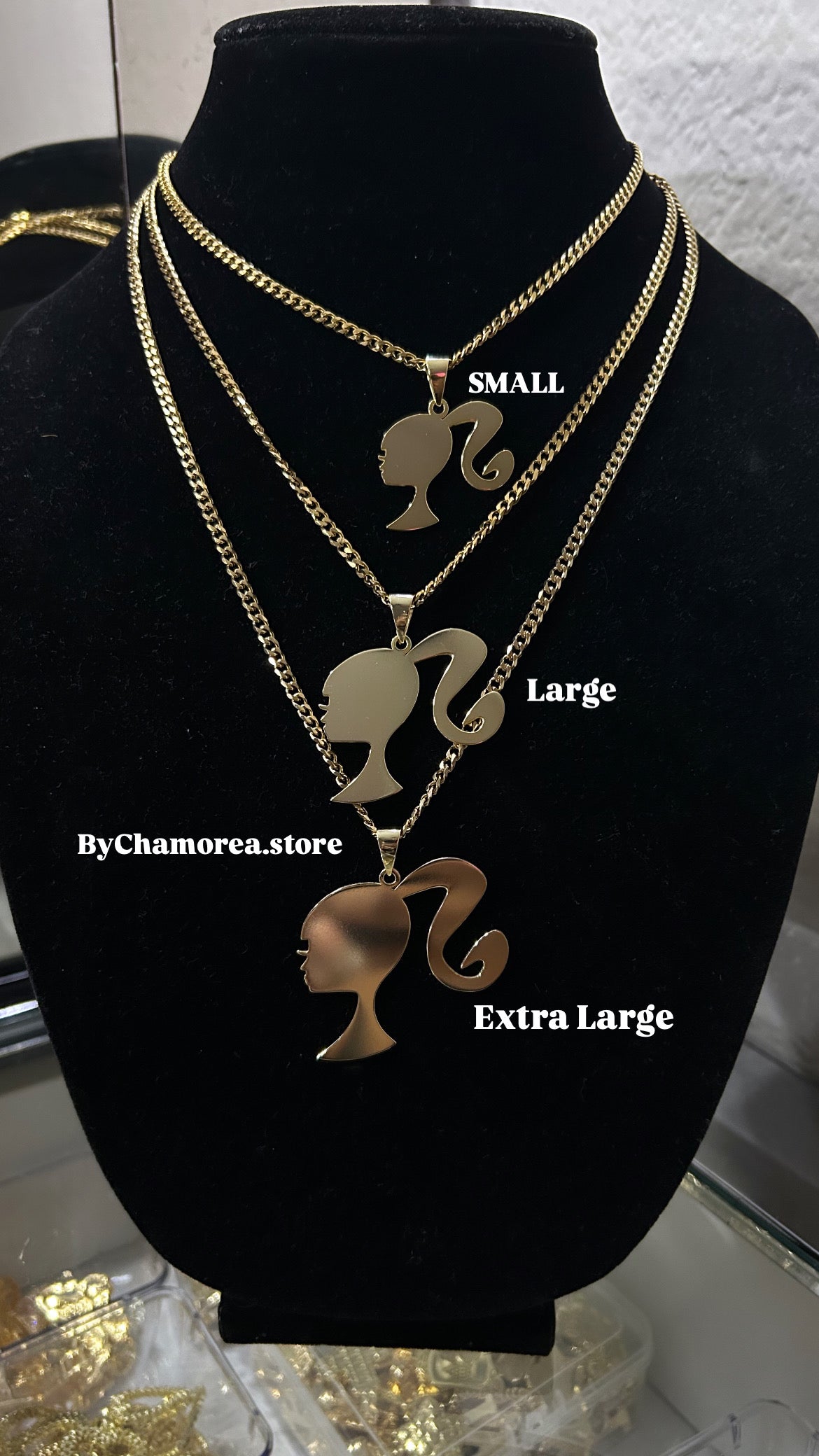 Barbie Pendant & Chain