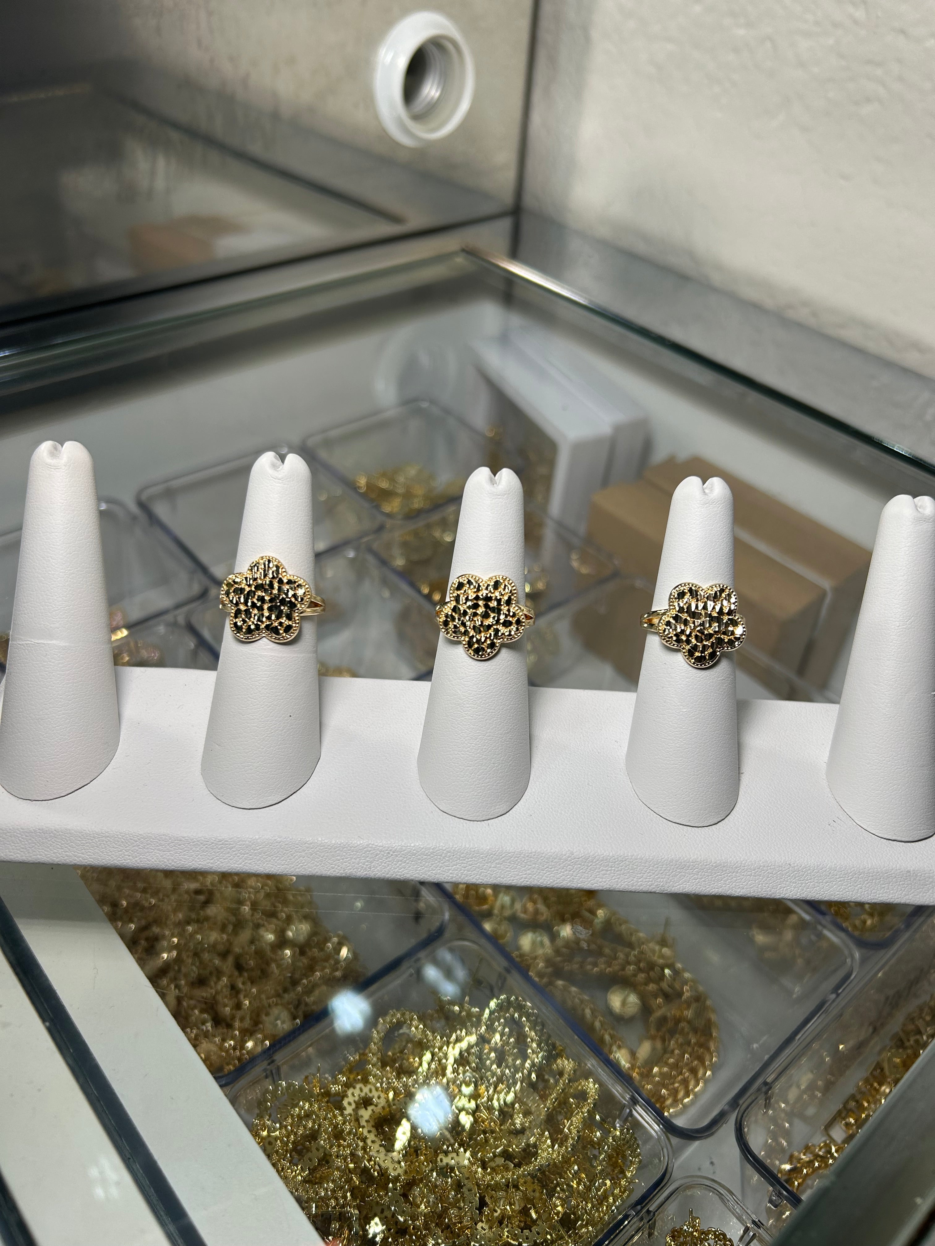 Clover Nugget Ring
