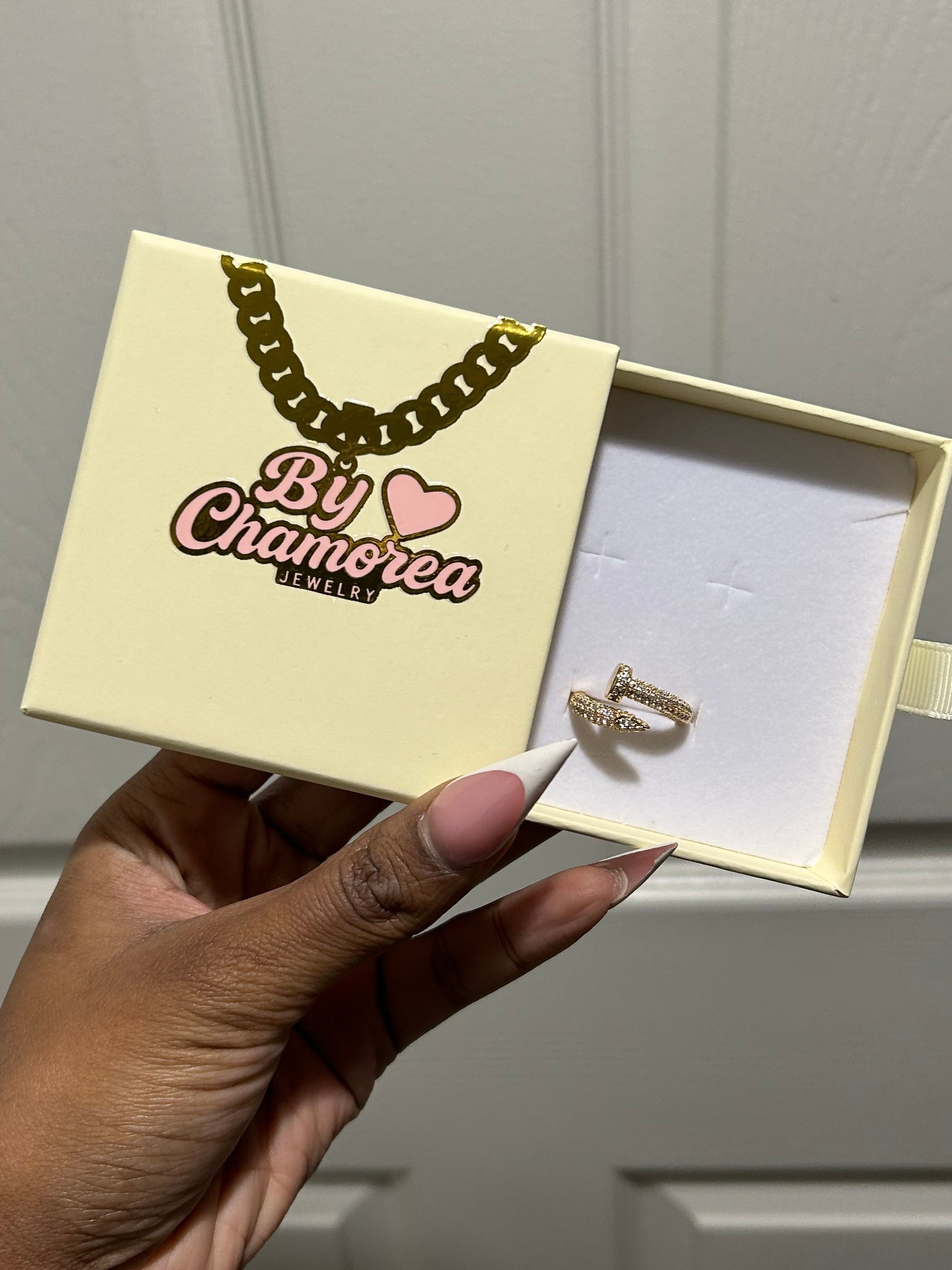 Adjustable Rivet Ring