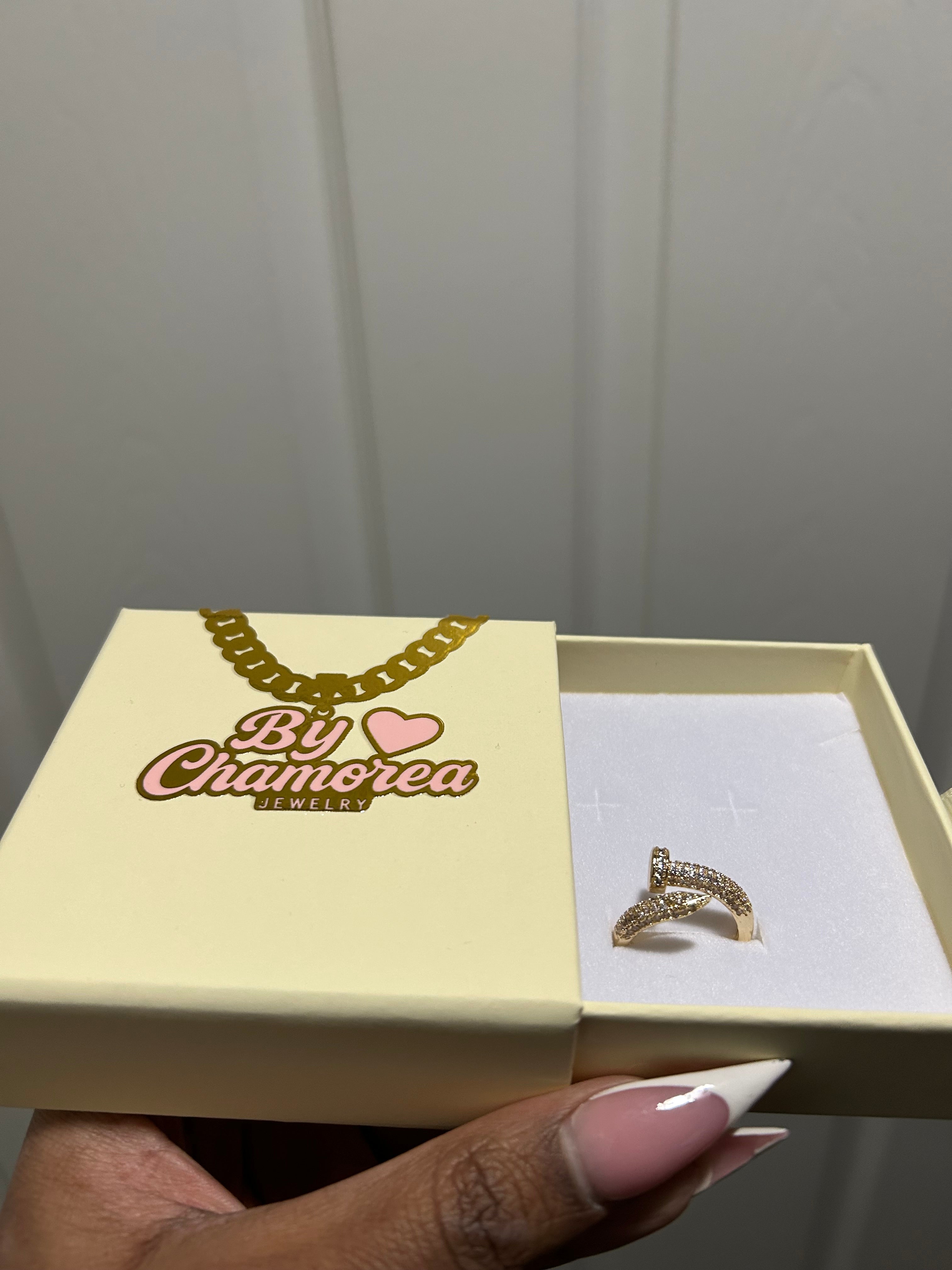 Adjustable Rivet Ring