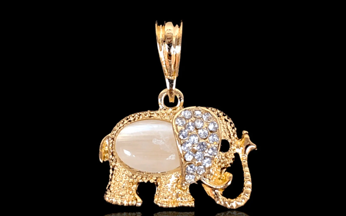 18K Gold Elephant Pendant