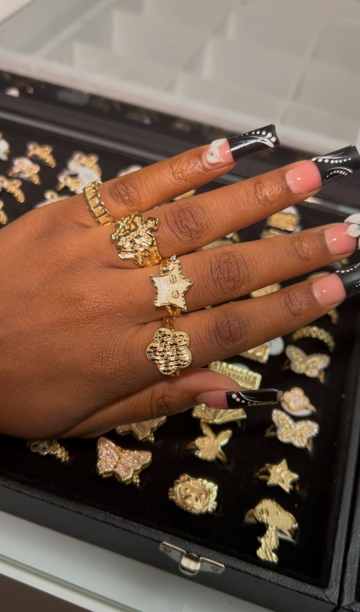Triple cross ring