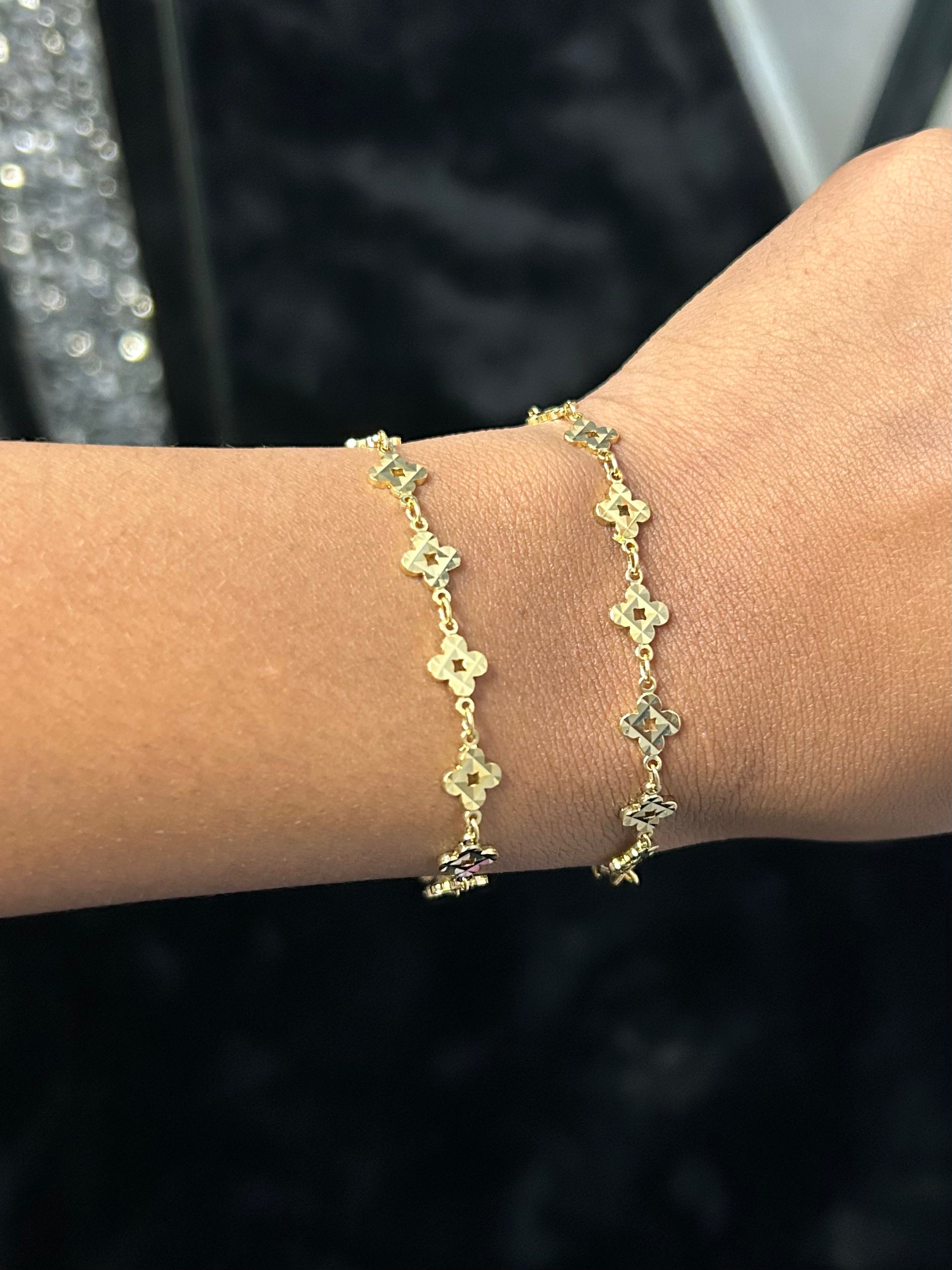 Diamond cut clover leaf bracelet