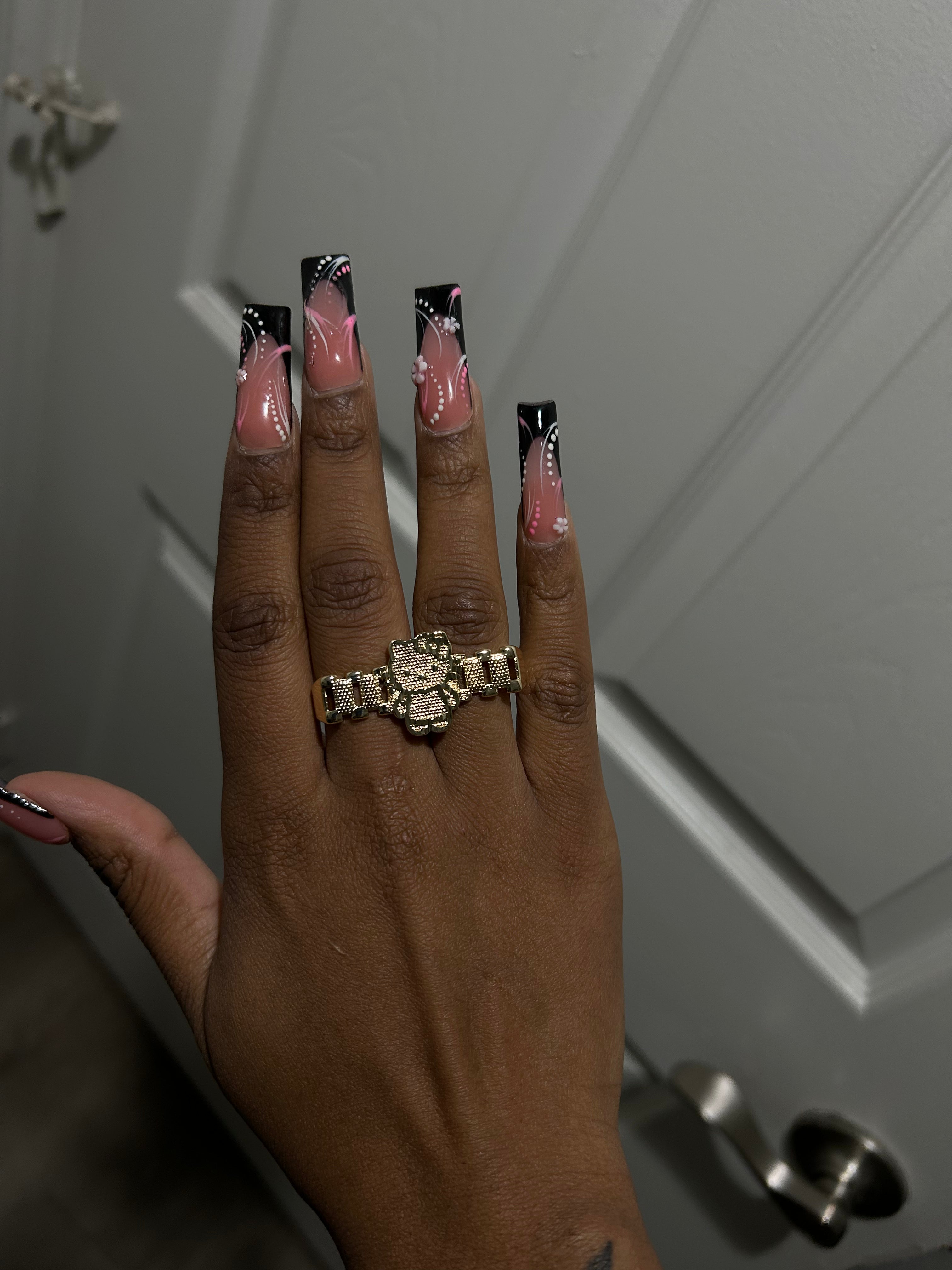 Two Finger HK Full Body Ring