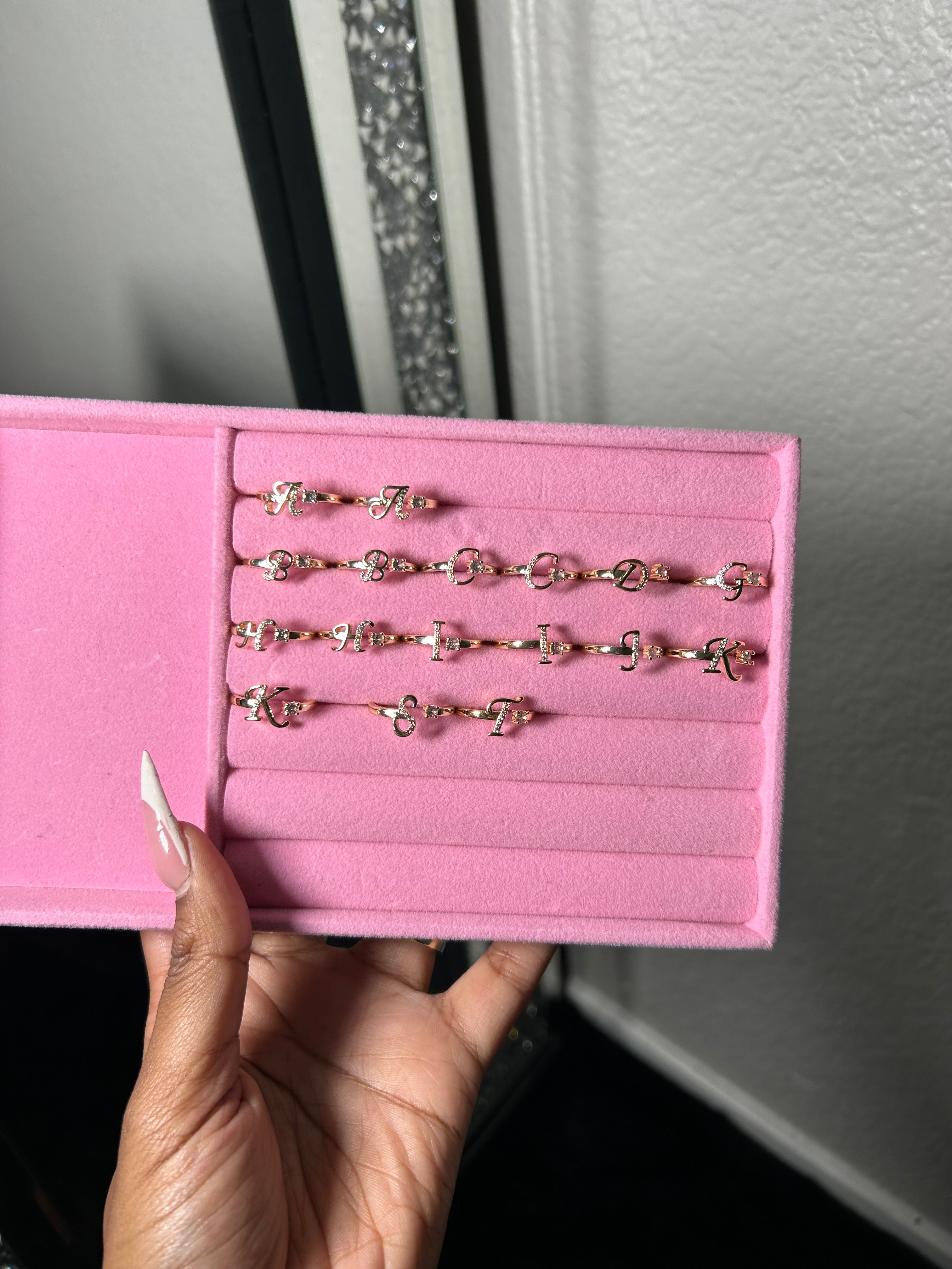 Adjustable dainty initial ring