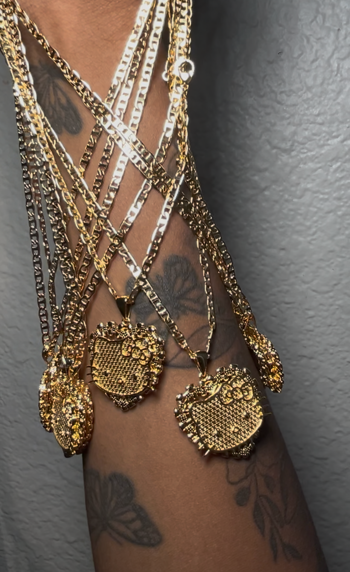 22K Big Face Rolex Heart HK Pendant & Chain